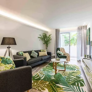  Apartment Downtown 3-bedroom Luxury